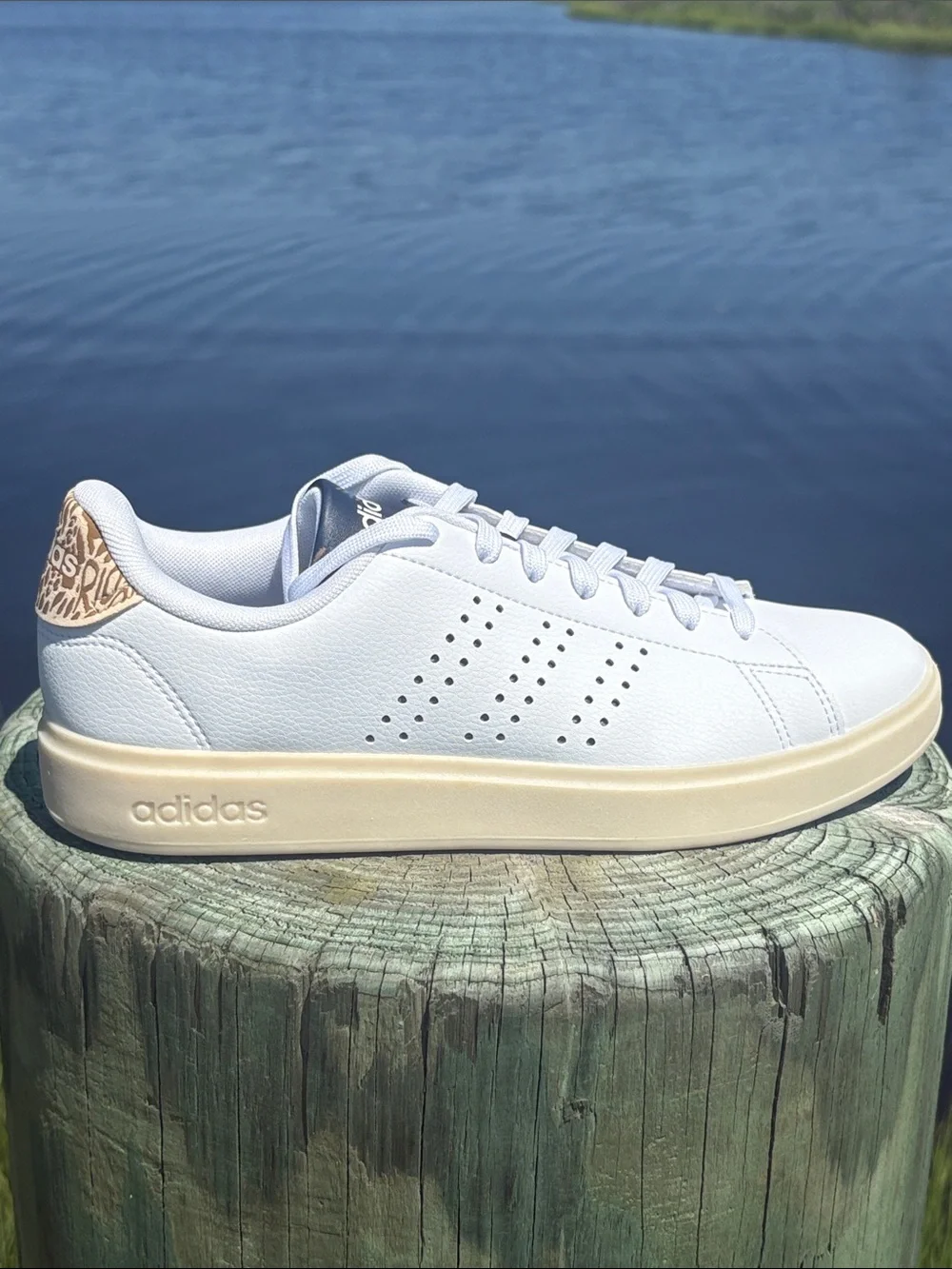 adidas Advantage 2.0 Cloud Foam Tennis Sneakers Size 7.5 NIB